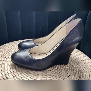 Black Nine West wedges size 6m